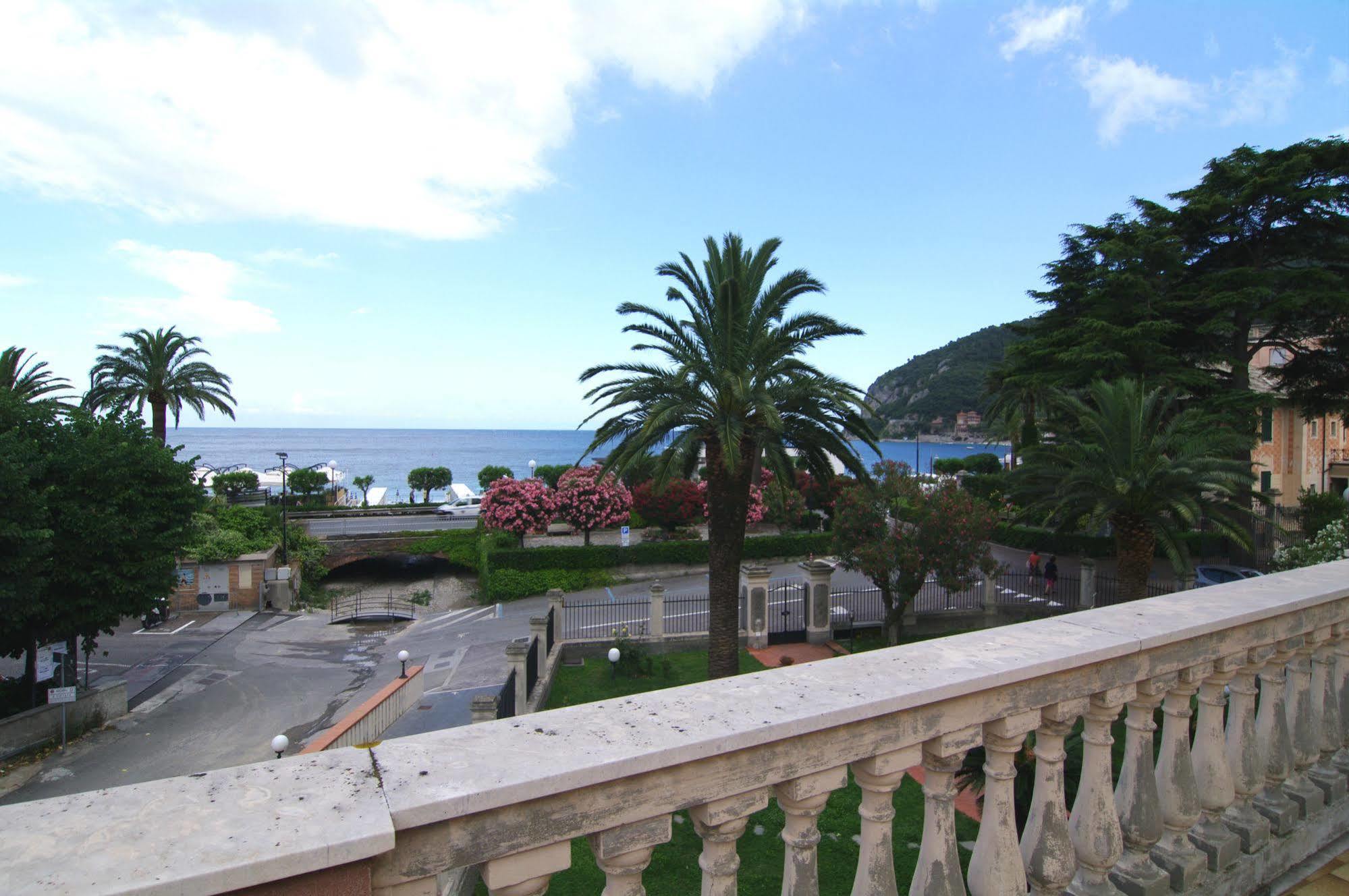 Albergo Mp Noli Extérieur photo